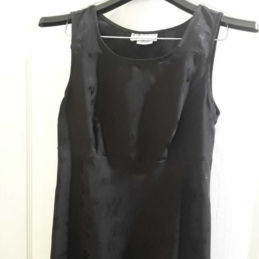 Black Collection Brand Dress with black flowers, Size 5/6